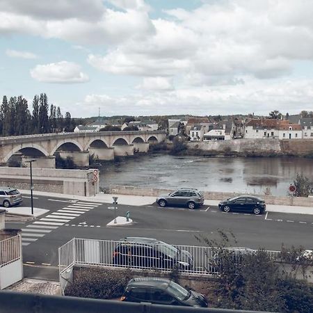 Le Concorde En Plein Centre Apartman Amboise Kültér fotó